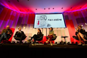Igualdade de gênero é tema de debate entre famosas, famosos e especialistas durante lançamento da campanha #ElesPorElas Igualdade de gênero é tema de debate entre famosas, famosos e especialistas durante lançamento da campanha #ElesPorElas/