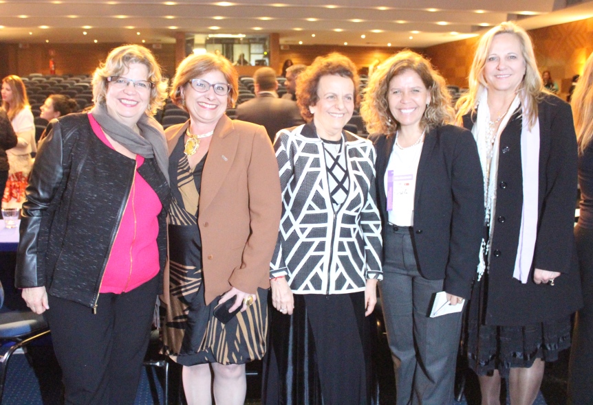ONU Mulheres participa, em Curitiba, da 4ª Conferência de Políticas para as Mulheres ONU Mulheres participa, em Curitiba, da 4ª Conferência de Políticas para as Mulheres/