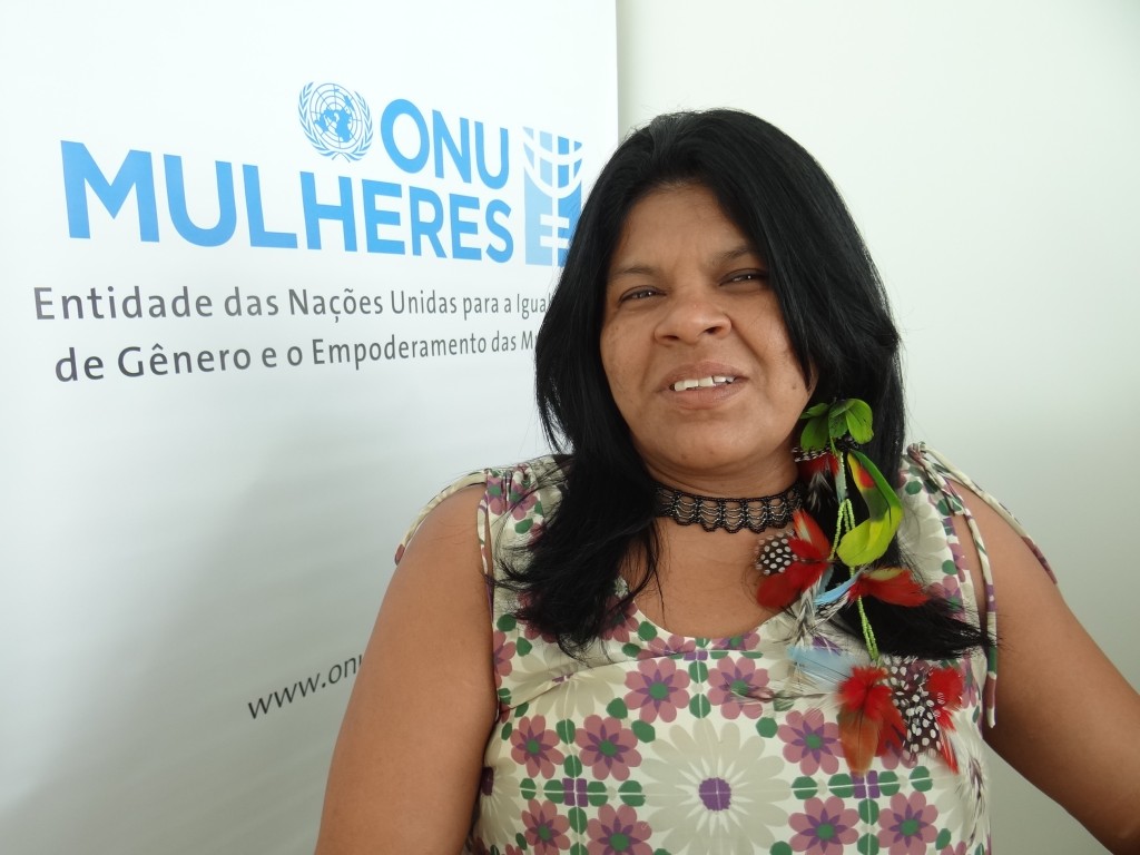 “O compromisso do Brasil tem que ser com os nossos direitos”, diz Sônia Guajajara, do movimento de mulheres indígenas/