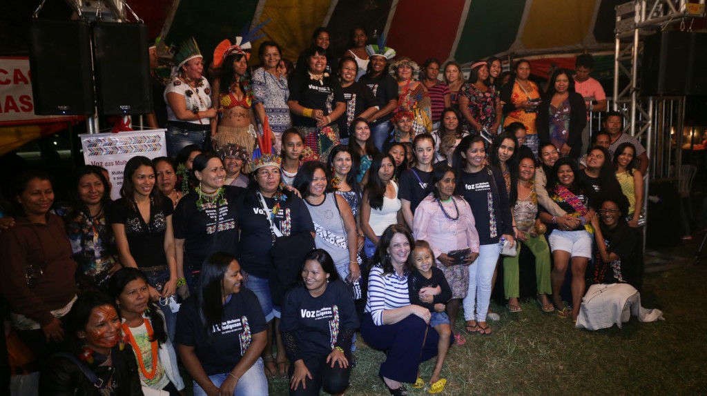 Mulheres indígenas validam pauta nacional no Acampamento Terra Livre Mulheres indígenas validam pauta nacional no Acampamento Terra Livre/
