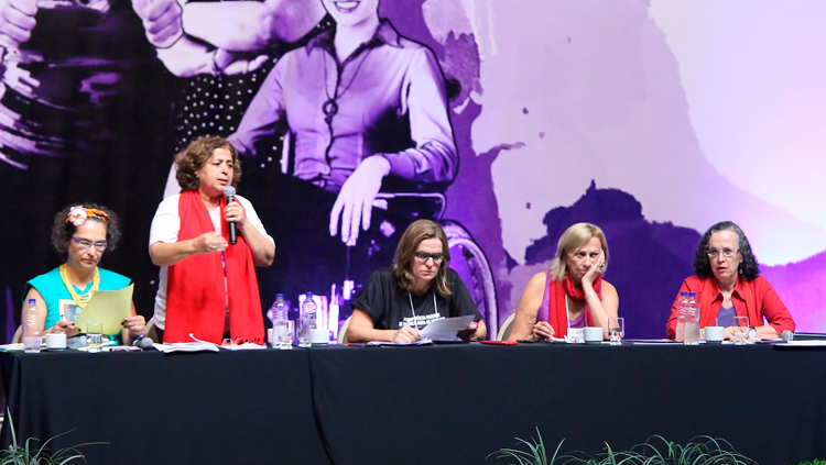 Balanço da Secretaria de Políticas para as Mulheres constata superações e desafios para as brasileiras Balanço da Secretaria de Políticas para as Mulheres constata superações e desafios para as brasileiras/