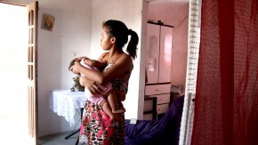 TV Brasil conquista Prêmio Vladimir Herzog sobre direitos das mulheres e vírus zika em documentário produzido com o apoio da ONU TV Brasil conquista Prêmio Vladimir Herzog sobre direitos das mulheres e vírus zika em documentário produzido com o apoio da ONU/