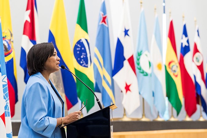 Governos da América Latina e Caribe se comprometem a empoderar mulheres no trabalho/