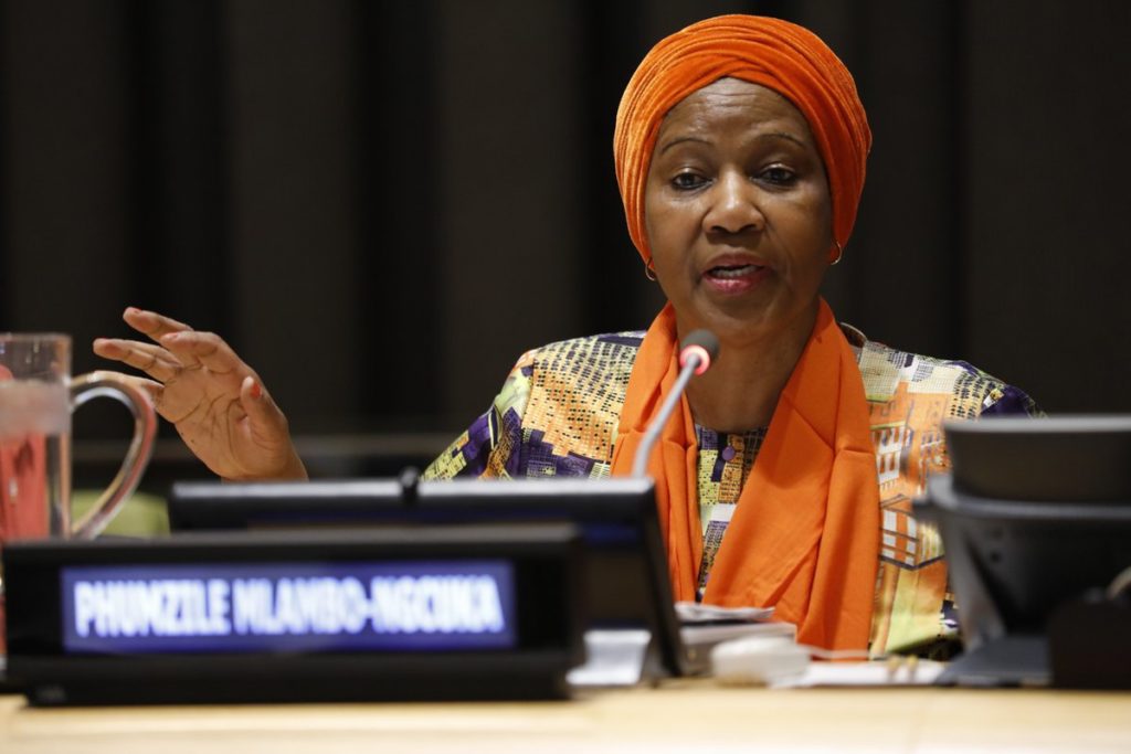 Mensagem de Phumzile Mlambo Ngcuka pelo Dia Internacional pela Eliminação da Violência contra as Mulheres/violencia contra as mulheres phumzile mlambo ngcuka onu mulheres noticias igualdade de genero direitosdasmulheres 16 dias de ativismo 