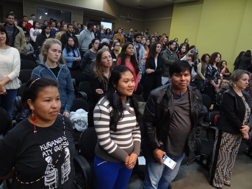 Mulheres indígenas são destaque de curso e debates sobre mídia, que acontecem de 5 a 7/6, em Dourados Mulheres indígenas são destaque de curso e debates sobre mídia, que acontecem de 5 a 7/6, em Dourados/violencia contra as mulheres planeta 50 50 pacto de midia onu mulheres ods noticias mulheres indigenas igualdade de genero elesporelas heforshe direitos humanos direitosdasmulheres