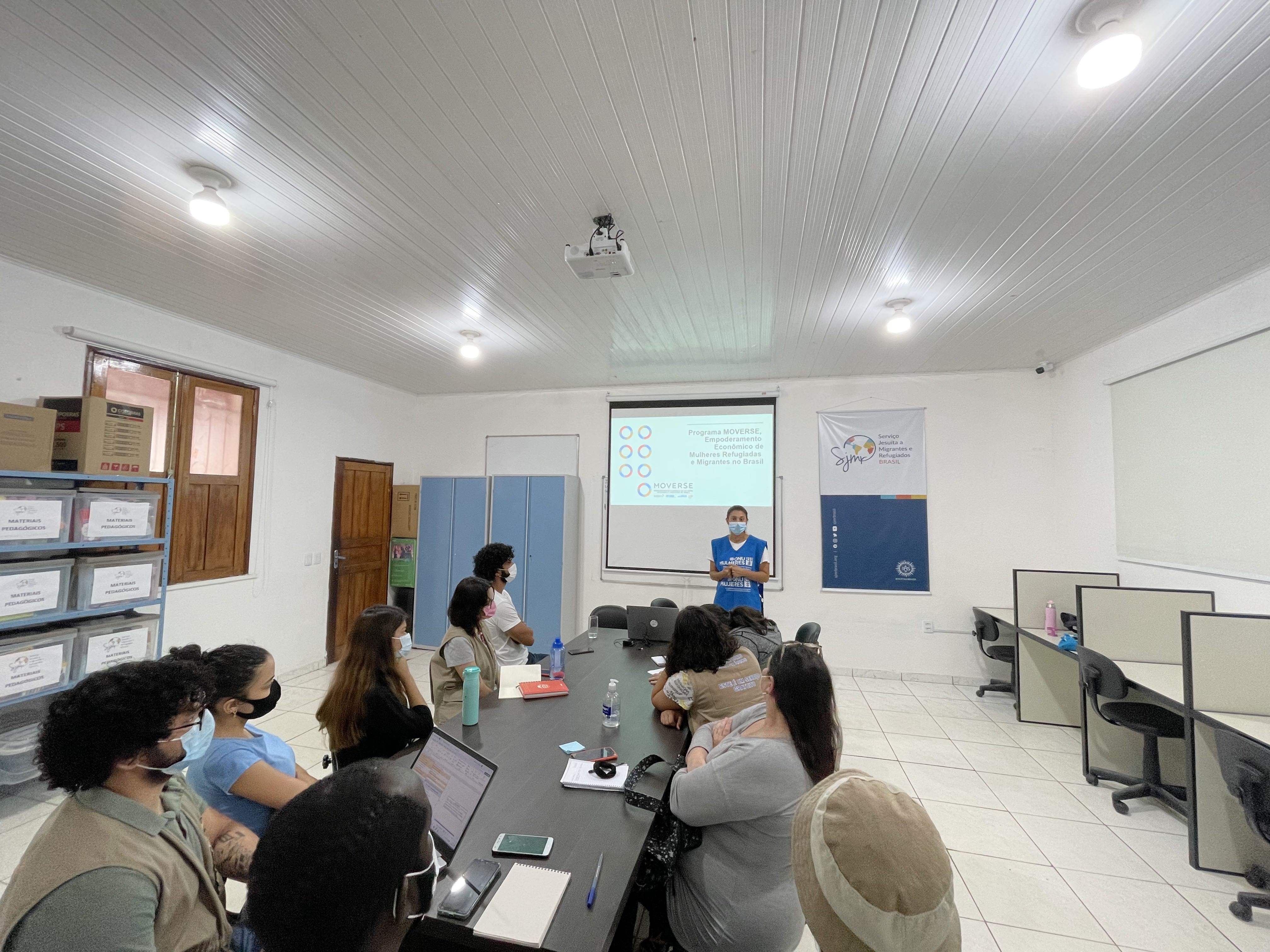 Em Boa Vista, equipe humanitária do Serviço Jesuítas para