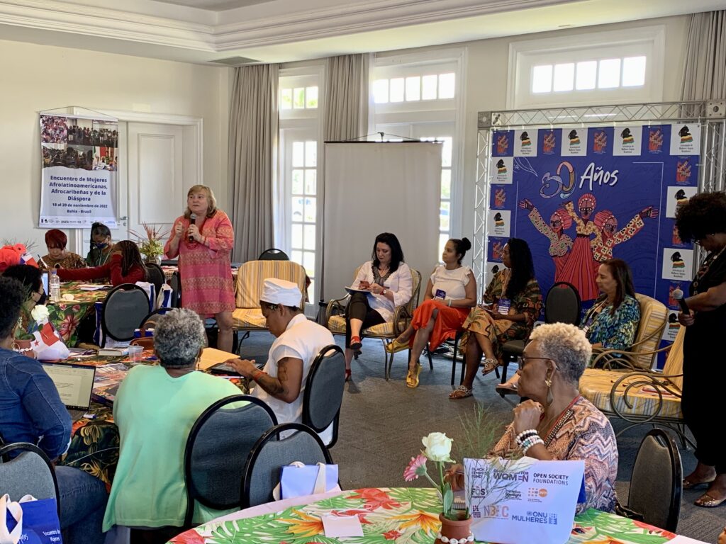 ONU Mulheres participa de encontro da Rede de Mulheres Afrolatinoamericanas, Afrocaribenhas e da Diáspora, em painel sobre os desafios da interseccionalidade na agenda regional de direitos humanos/mulheres negras 