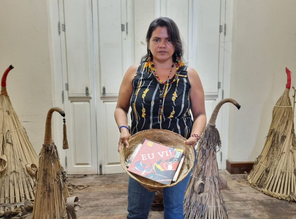 Representante do povo Tembé, Jomara é uma das mulheres que apoiam a construção de um sistema municipal de cuidados em Belém Representante do povo Tembé, Jomara é uma das mulheres que apoiam a construção de um sistema municipal de cuidados em Belém/ver o cuidado noticias mulheres indigenas empoderamento economico