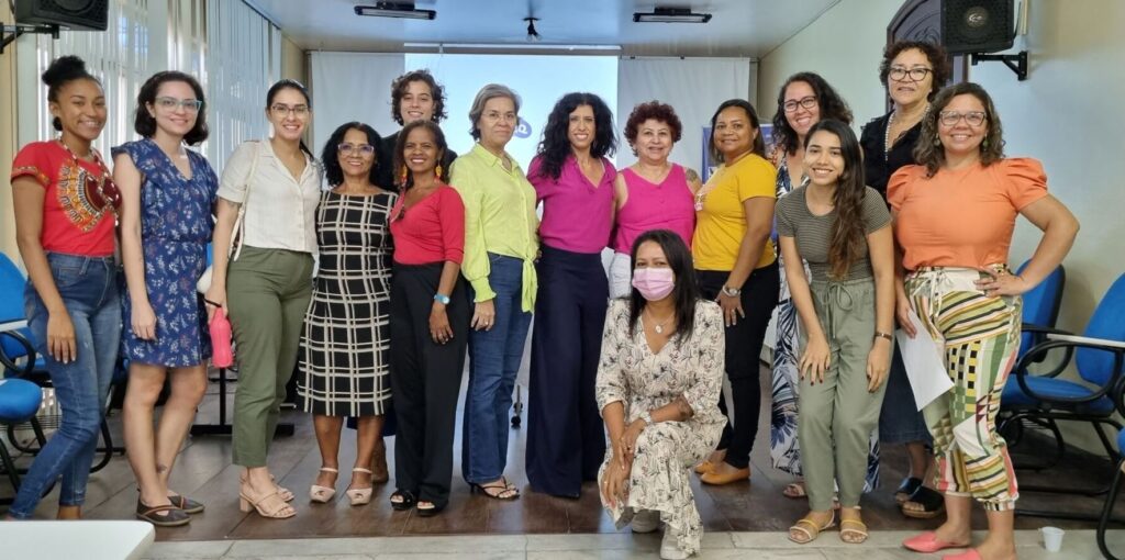 Servidoras municipais fortalecem conhecimento em formação piloto sobre formulação de políticas de cuidados em Belém (PA)/ver o cuidado noticias mulheres quilombolas mulheres negras empoderamento economico 