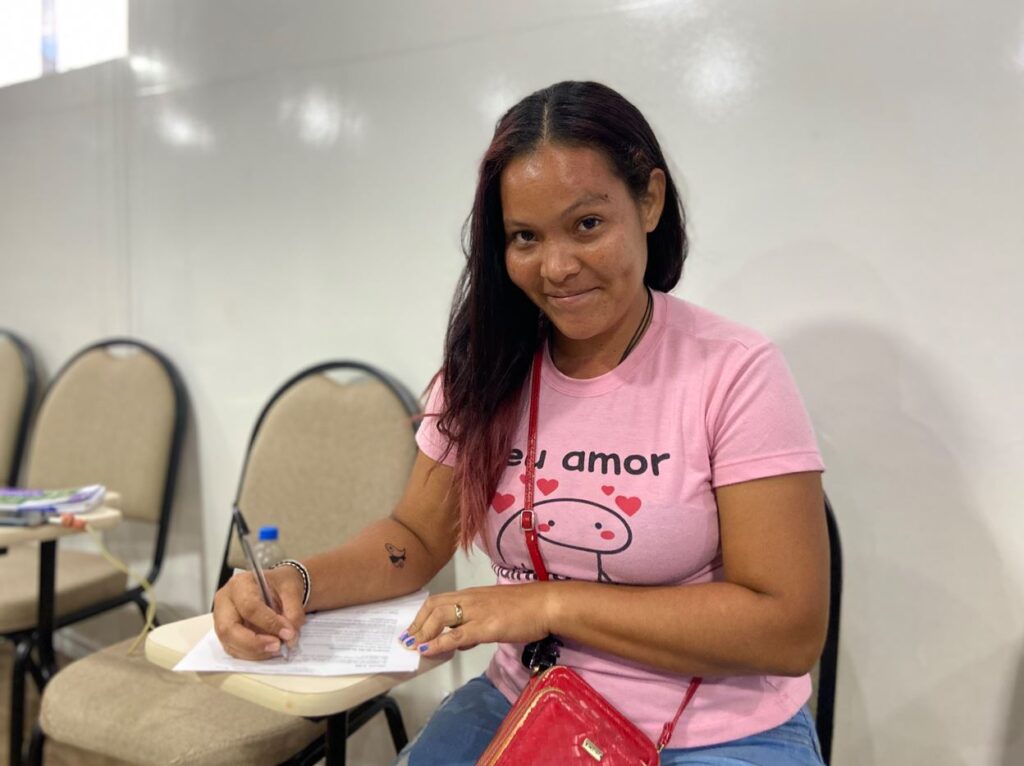 Do primeiro emprego ao próprio negócio, jovens venezuelanas movimentam economia brasileira Do primeiro emprego ao próprio negócio, jovens venezuelanas movimentam economia brasileira/noticias mulheres refugiadas mulheres migrantes moverse empoderamento economico