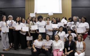 Empoderando Refugiadas forma primeira turma em Brasília e capacita 26 mulheres em atendimento e vendas Empoderando Refugiadas forma primeira turma em Brasília e capacita 26 mulheres em atendimento e vendas/