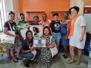 Instituto de Mulheres Negras do Amapá aposta na educação antirracista e empoderamento de meninas para enfrentar o racismo e fortalecer a II Marcha Nacional das Mulheres Negras Instituto de Mulheres Negras do Amapá aposta na educação antirracista e empoderamento de meninas para enfrentar o racismo e fortalecer a II Marcha Nacional das Mulheres Negras/violencia contra as mulheres direitos humanos direitosdasmulheres